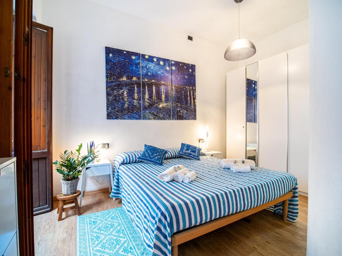 Little Diamond - City Centre Apartment Cagliari Exterior photo